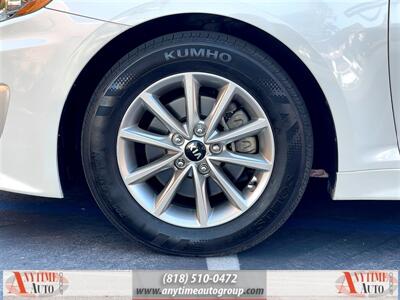 2012 Kia Optima Hybrid EX   - Photo 24 - Sherman Oaks, CA 91403-1701