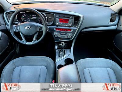 2012 Kia Optima Hybrid EX   - Photo 12 - Sherman Oaks, CA 91403-1701