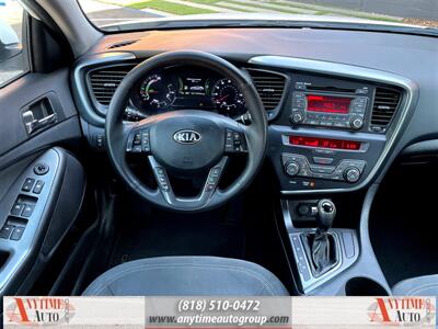 2012 Kia Optima Hybrid EX   - Photo 13 - Sherman Oaks, CA 91403-1701