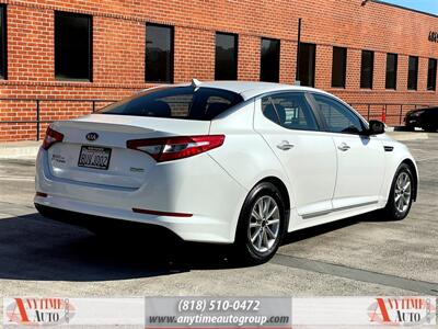 2012 Kia Optima Hybrid EX   - Photo 9 - Sherman Oaks, CA 91403-1701