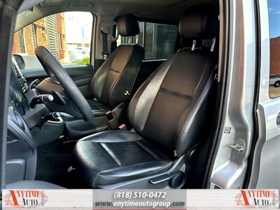 2017 Mercedes-Benz Metris Passenger   - Photo 14 - Sherman Oaks, CA 91403-1701