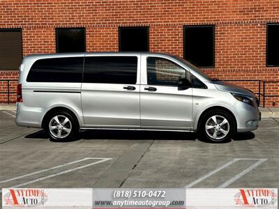 2017 Mercedes-Benz Metris Passenger   - Photo 8 - Sherman Oaks, CA 91403-1701