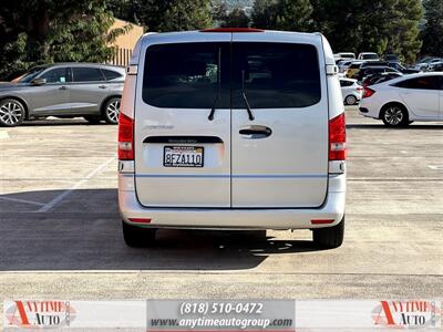 2017 Mercedes-Benz Metris Passenger   - Photo 6 - Sherman Oaks, CA 91403-1701