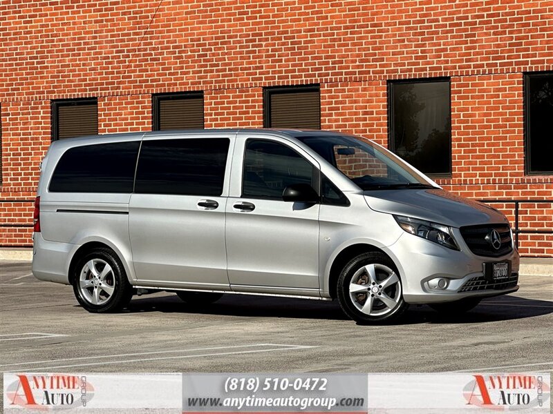 2017 Mercedes-Benz Metris Passenger - Photo 1 - Sherman Oaks, CA 91403-1701