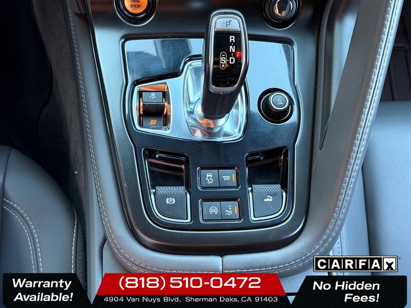 2015 Jaguar F-TYPE V8 S   - Photo 21 - Sherman Oaks, CA 91403-1701