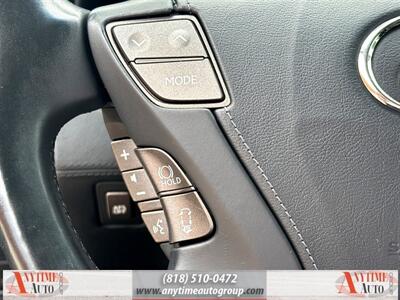 2012 Lexus LS 600h L   - Photo 24 - Sherman Oaks, CA 91403-1701