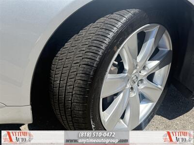2012 Lexus LS 600h L   - Photo 17 - Sherman Oaks, CA 91403-1701