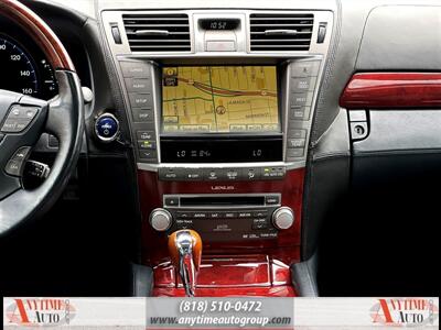 2012 Lexus LS 600h L   - Photo 12 - Sherman Oaks, CA 91403-1701