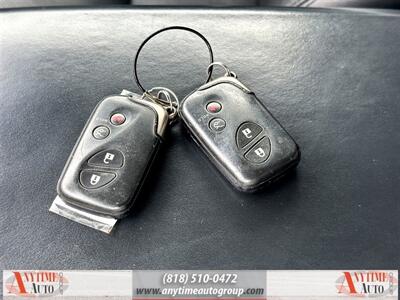 2012 Lexus LS 600h L   - Photo 30 - Sherman Oaks, CA 91403-1701