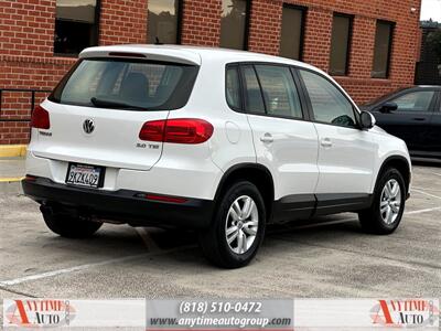 2012 Volkswagen Tiguan S   - Photo 6 - Sherman Oaks, CA 91403-1701