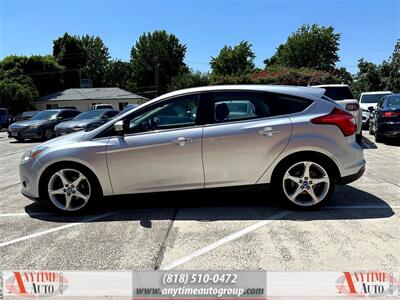 2012 Ford Focus Titanium   - Photo 5 - Sherman Oaks, CA 91403-1701