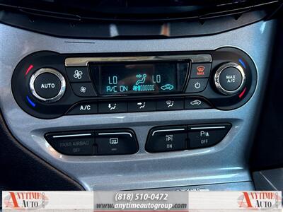 2012 Ford Focus Titanium   - Photo 21 - Sherman Oaks, CA 91403-1701