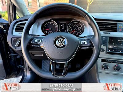 2017 Volkswagen Golf TSI S 4-Door   - Photo 22 - Sherman Oaks, CA 91403-1701