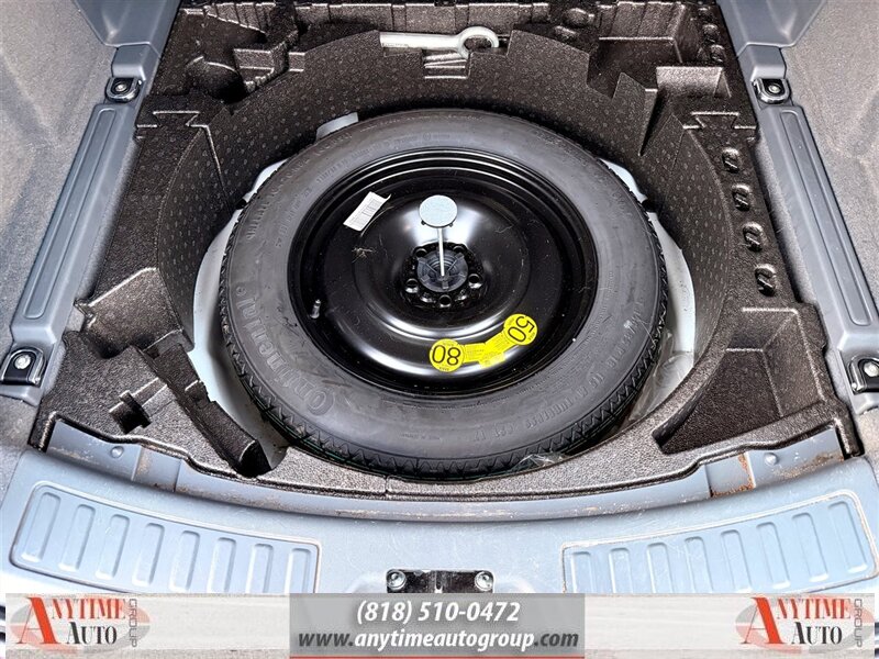 2017 Land Rover Discovery Sport SE - Photo 22 - Sherman Oaks, CA 91403-1701