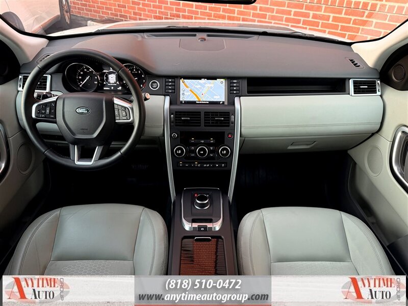 2017 Land Rover Discovery Sport SE - Photo 9 - Sherman Oaks, CA 91403-1701