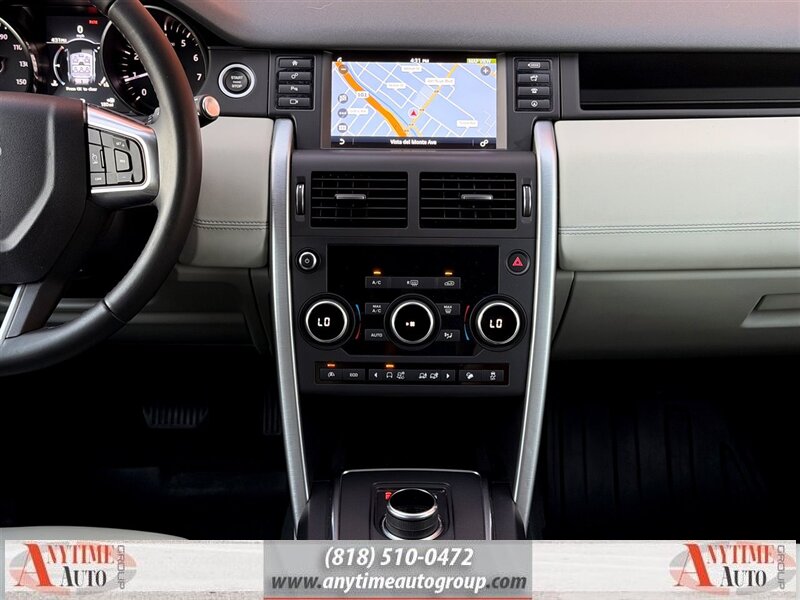 2017 Land Rover Discovery Sport SE - Photo 11 - Sherman Oaks, CA 91403-1701