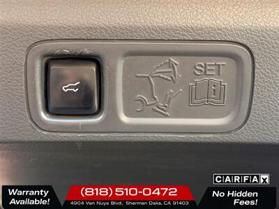2020 Ford Expedition MAX Limited   - Photo 30 - Sherman Oaks, CA 91403-1701