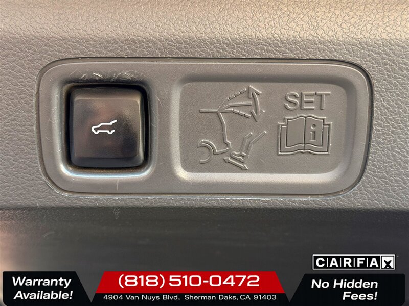 2020 Ford Expedition MAX Limited   - Photo 30 - Sherman Oaks, CA 91403-1701