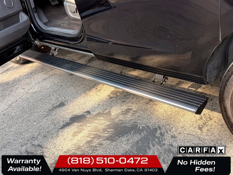 2020 Ford Expedition MAX Limited   - Photo 27 - Sherman Oaks, CA 91403-1701