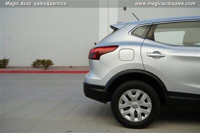 2019 Nissan Rogue Sport S - Photo 11 - Phoenix, AZ 85034