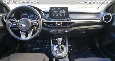 2021 Kia Forte LXS - Photo 21 - Phoenix, AZ 85034