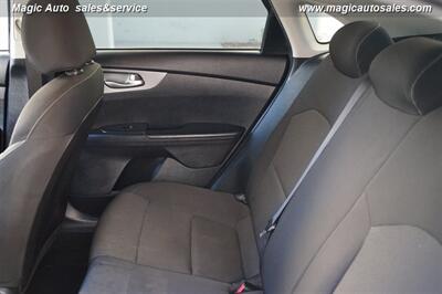 2021 Kia Forte LXS - Photo 20 - Phoenix, AZ 85034