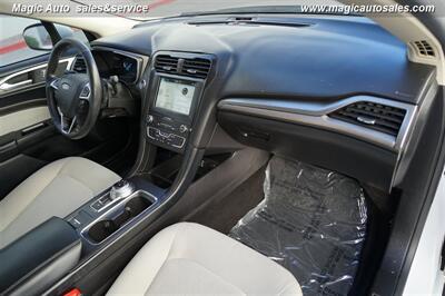 2019 Ford Fusion SE   - Photo 17 - Phoenix, AZ 85034
