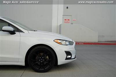 2019 Ford Fusion SE   - Photo 9 - Phoenix, AZ 85034