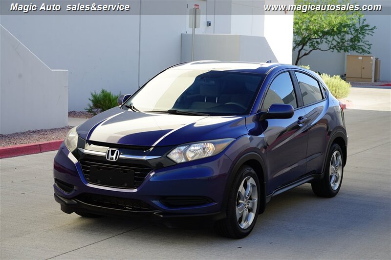2017 Honda HR-V LX   - Photo 1 - Phoenix, AZ 85034
