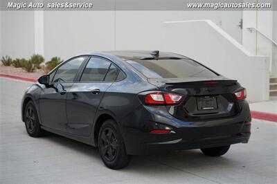 2018 Chevrolet Cruze LS Auto - Photo 4 - Phoenix, AZ 85034