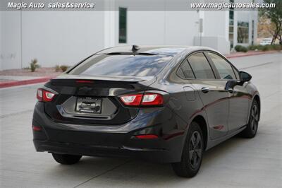 2018 Chevrolet Cruze LS Auto - Photo 6 - Phoenix, AZ 85034