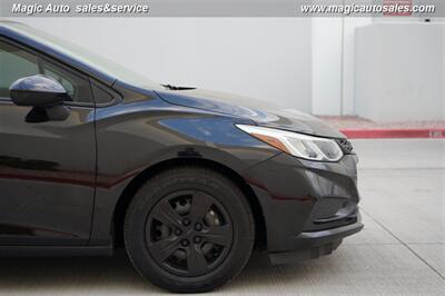2018 Chevrolet Cruze LS Auto - Photo 8 - Phoenix, AZ 85034