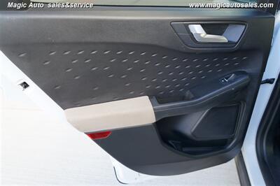 2020 Ford Escape SE   - Photo 20 - Phoenix, AZ 85034