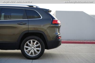 2014 Jeep Cherokee Limited - Photo 12 - Phoenix, AZ 85034