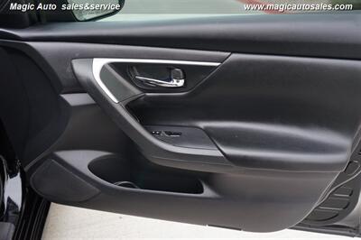 2017 Nissan Altima 2.5 SV   - Photo 18 - Phoenix, AZ 85034