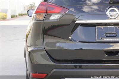 2020 Nissan Rogue S   - Photo 15 - Phoenix, AZ 85034