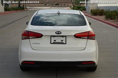 2017 Kia Forte LX   - Photo 5 - Phoenix, AZ 85034
