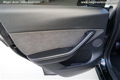 2023 Tesla Model Y Long Range   - Photo 19 - Phoenix, AZ 85034