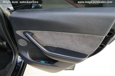 2023 Tesla Model Y Long Range   - Photo 22 - Phoenix, AZ 85034