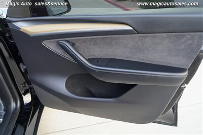 2023 Tesla Model Y Long Range   - Photo 18 - Phoenix, AZ 85034