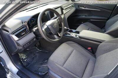 2025 Toyota Camry LE Hybrid - Photo 13 - Phoenix, AZ 85034