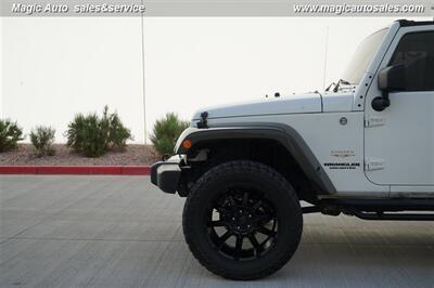 2012 Jeep Wrangler Sahara   - Photo 11 - Phoenix, AZ 85034