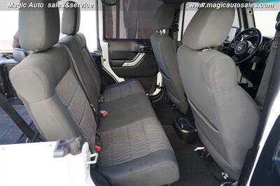2012 Jeep Wrangler Sahara   - Photo 17 - Phoenix, AZ 85034