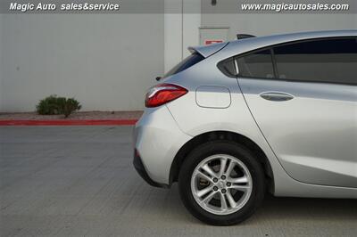 2019 Chevrolet Cruze LS   - Photo 8 - Phoenix, AZ 85034