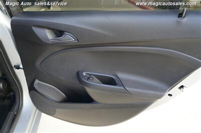 2019 Chevrolet Cruze LS   - Photo 20 - Phoenix, AZ 85034