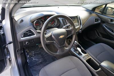 2019 Chevrolet Cruze LS   - Photo 15 - Phoenix, AZ 85034