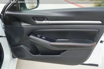 2025 Nissan Altima 2.5 SR - Photo 18 - Phoenix, AZ 85034