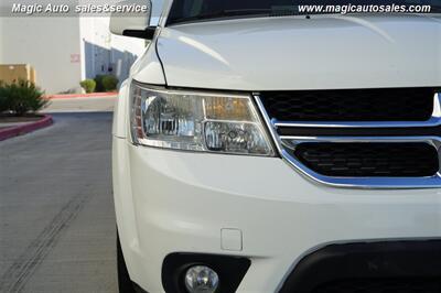 2016 Dodge Journey SXT   - Photo 9 - Phoenix, AZ 85034