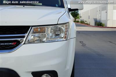 2016 Dodge Journey SXT   - Photo 10 - Phoenix, AZ 85034