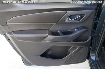 2019 Chevrolet Traverse LT Cloth - Photo 22 - Phoenix, AZ 85034